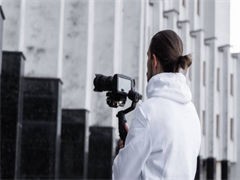 平?jīng)鰯z影店 捕捉時(shí)光，記錄美好瞬間